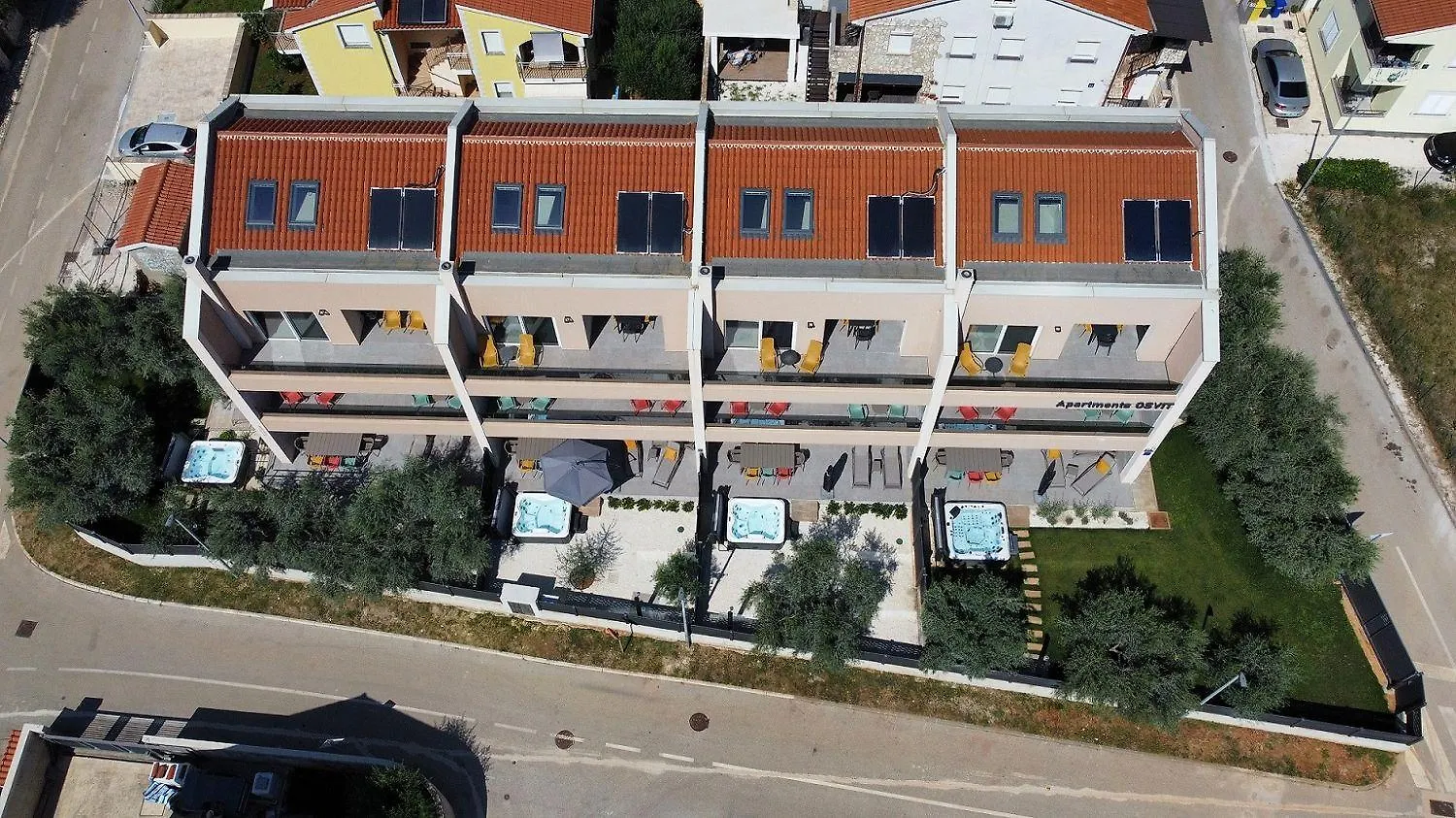 Traumhaftes Apartment Nur 100 Meter Zum Strand Mit Whirlpool, Meerblick, Bbq Medulin