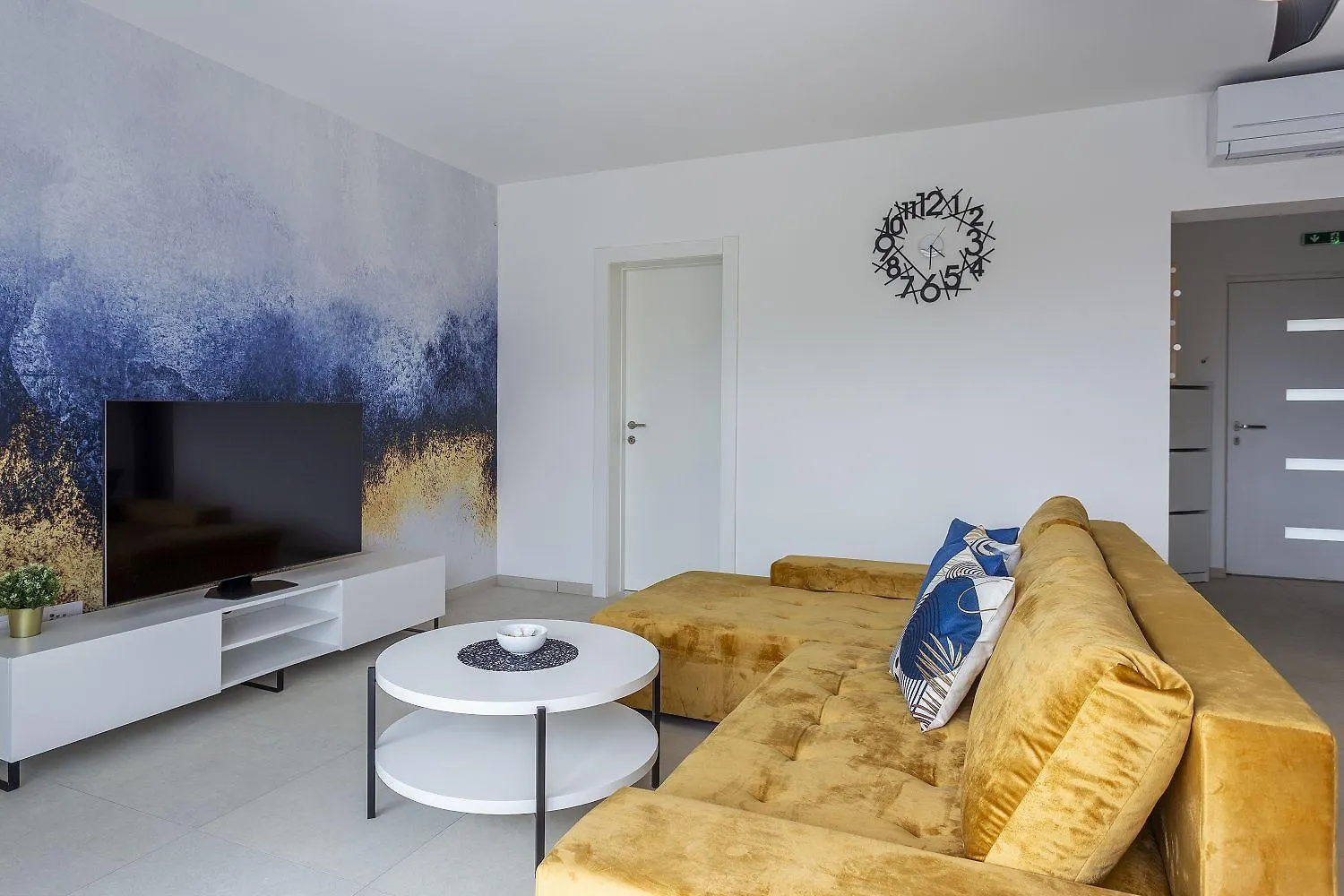 Traumhaftes Apartment Nur 100 Meter Zum Strand Mit Whirlpool, Meerblick, Bbq Medulin