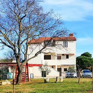 Ester Victoria Appartamento