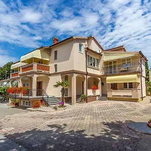 Nevija Apartman